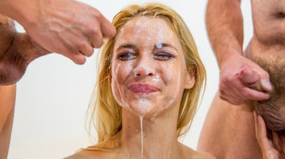 Sarah Vandella en un inolvidable Bukkake