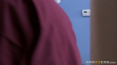 Tori lane enfermera 5-oct-23