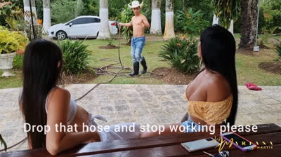 Colombianas cachondas se follan al jardinero